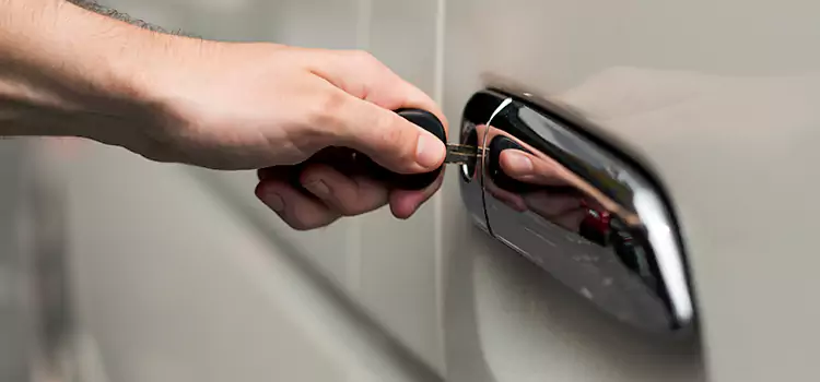 Why Choose Our Auto Locksmith Team in Grayslake, IL?