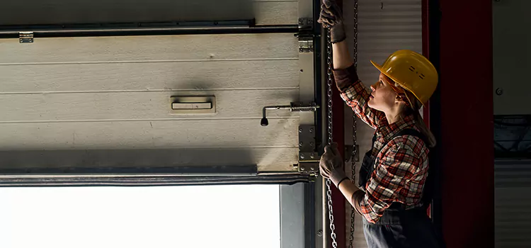 Addressing Common Garage Door Stoppage Issues in Grayslake, IL
