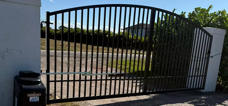 Driveway Fence Repair Grayslake